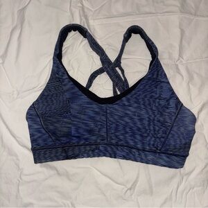 Lululemon stash n run blue sports Bra size 6